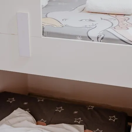 アパート Central Nest *