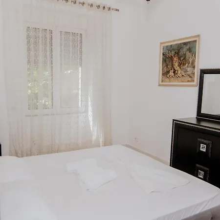Lägenhet Central Nest Tirana