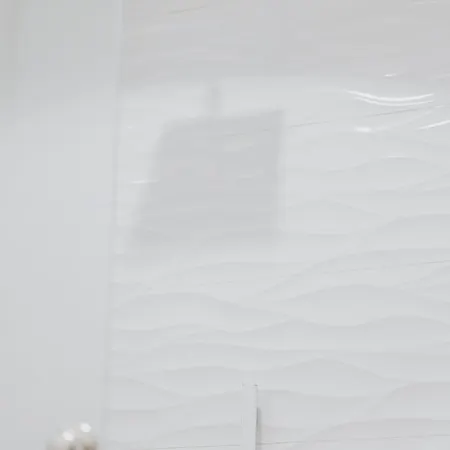 アパート Central Nest ティラナ