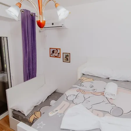 アパート Central Nest