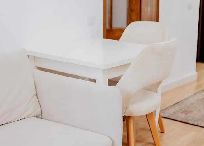 Central Nest 公寓 地拉那